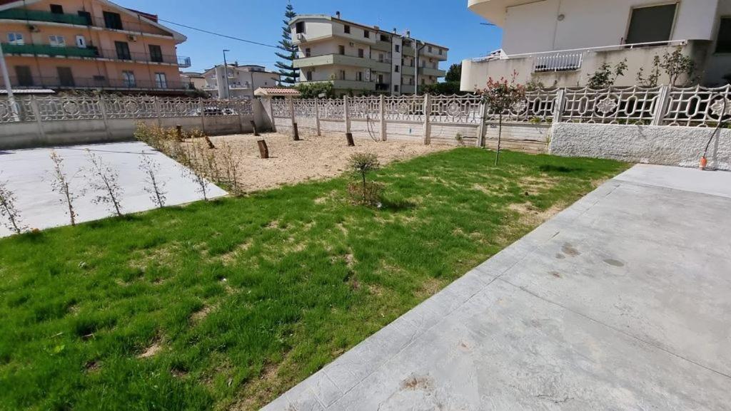 Via Cagliari Apartment Катандзаро Екстериор снимка